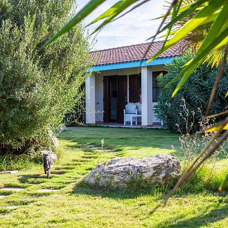 Agriturismo Is Cortillaris Кабрас Экстерьер фото